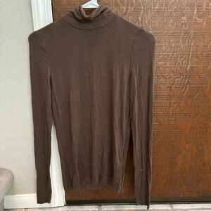 NWT Olive green turtle neck shirt size M